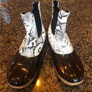 Snake Vegan Leather Rainboots- Brown color